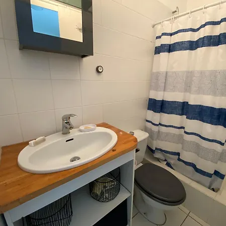 Cosy Avec Terrasse, Proche Parc Mauresque Et - Fr-1-374-225 *